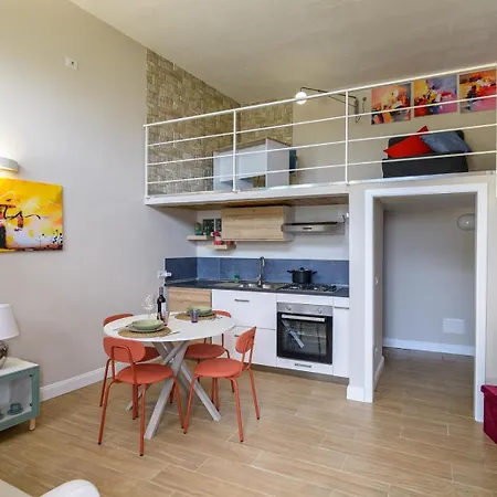 Holiday In Apartment Vatolla